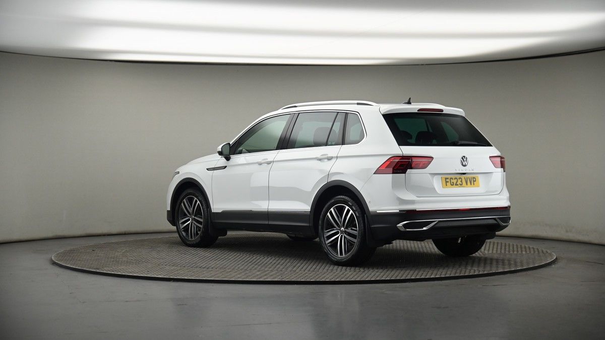 More views of Volkswagen Tiguan