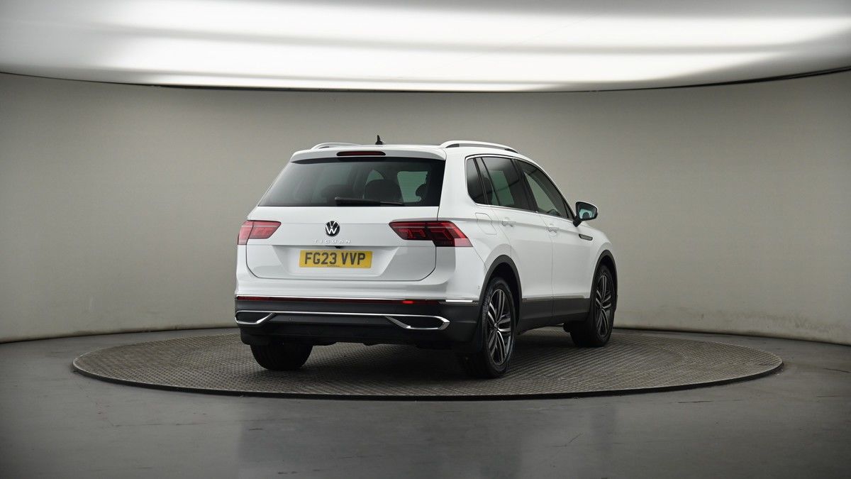 More views of Volkswagen Tiguan