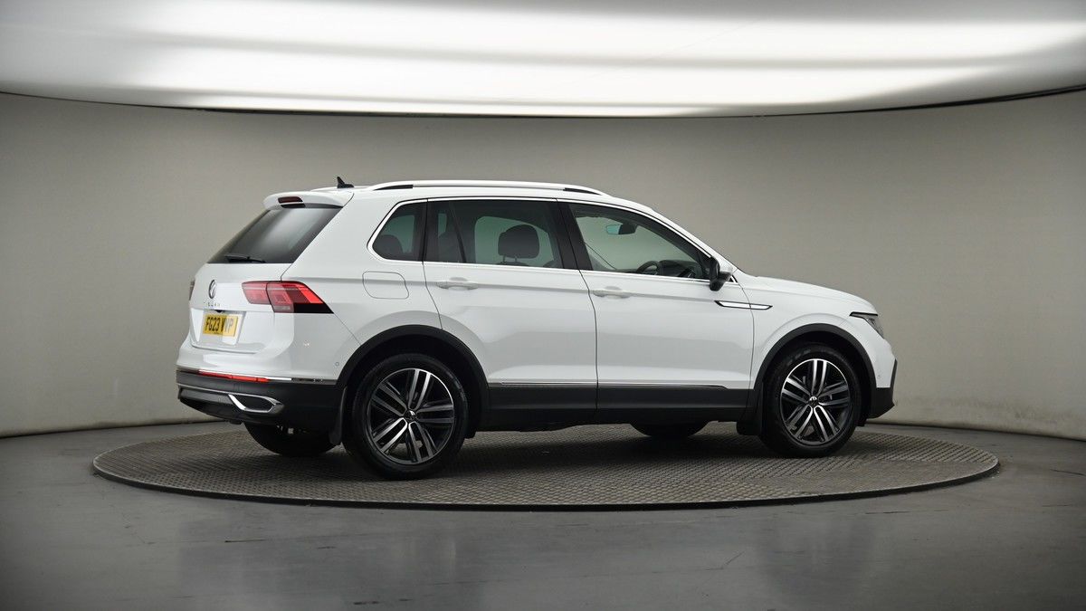 More views of Volkswagen Tiguan