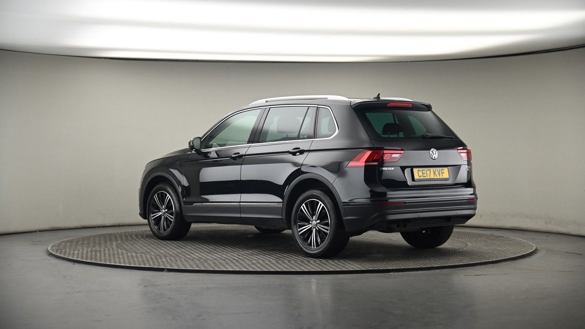 More views of Volkswagen Tiguan