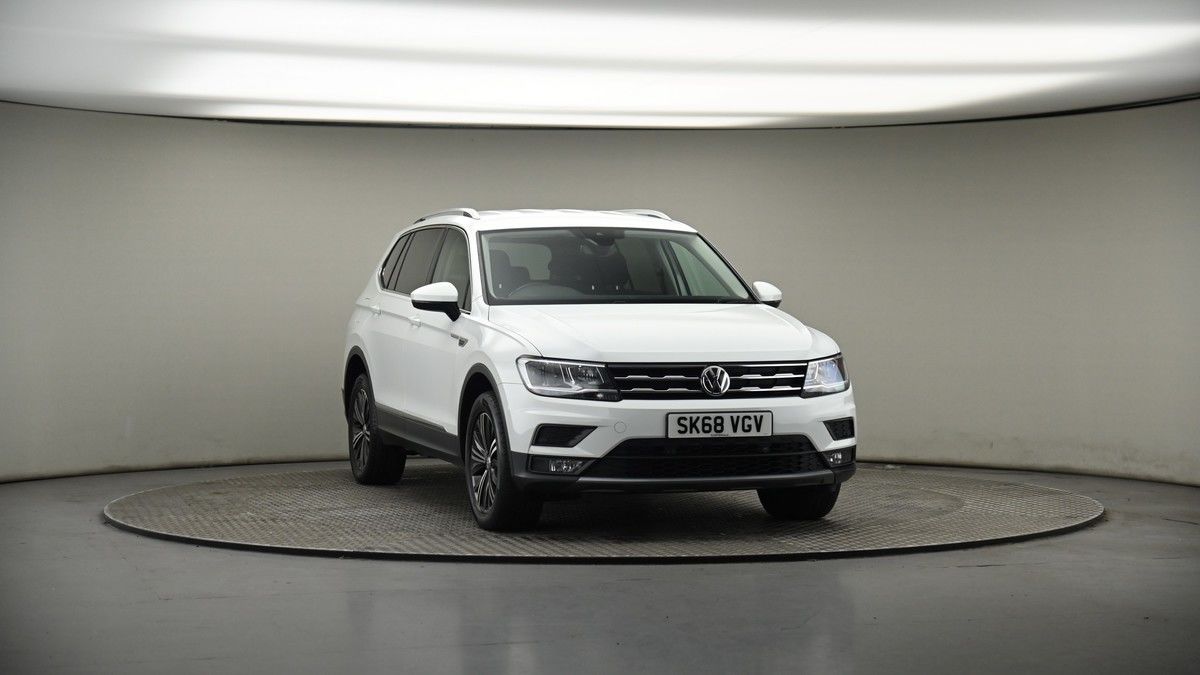 More views of Volkswagen Tiguan Allspace