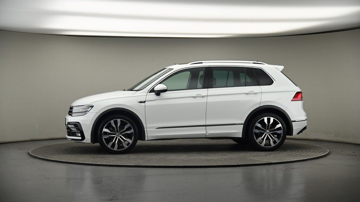 More views of Volkswagen Tiguan