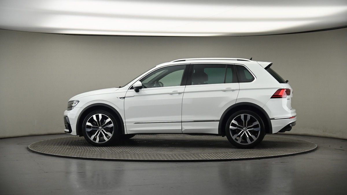 More views of Volkswagen Tiguan