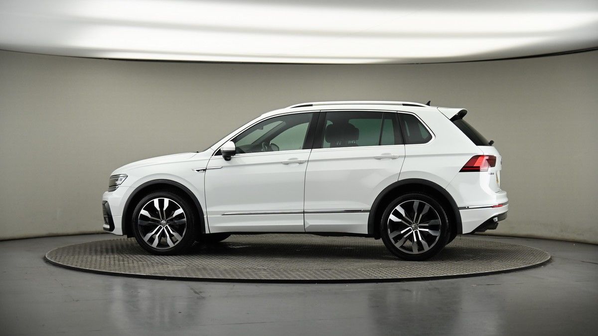 More views of Volkswagen Tiguan