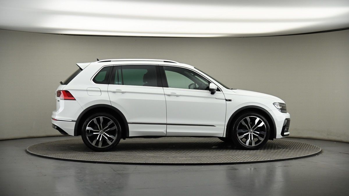 More views of Volkswagen Tiguan