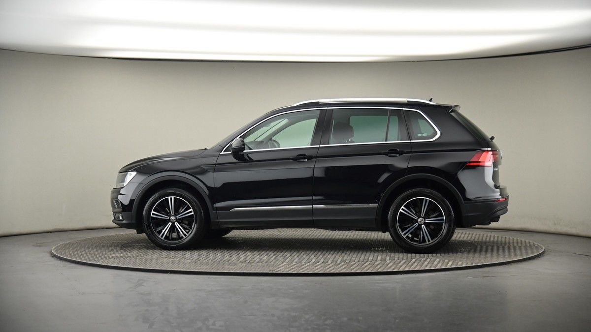 More views of Volkswagen Tiguan