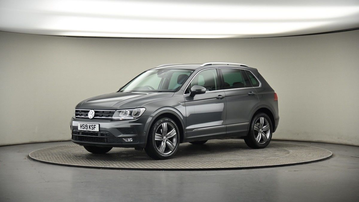 More views of Volkswagen Tiguan