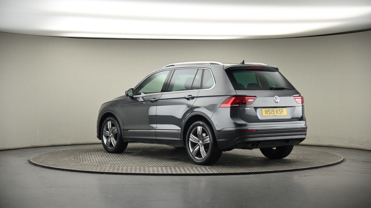 More views of Volkswagen Tiguan