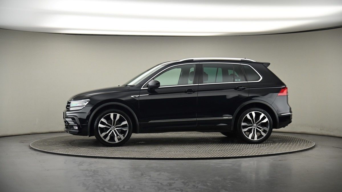 More views of Volkswagen Tiguan