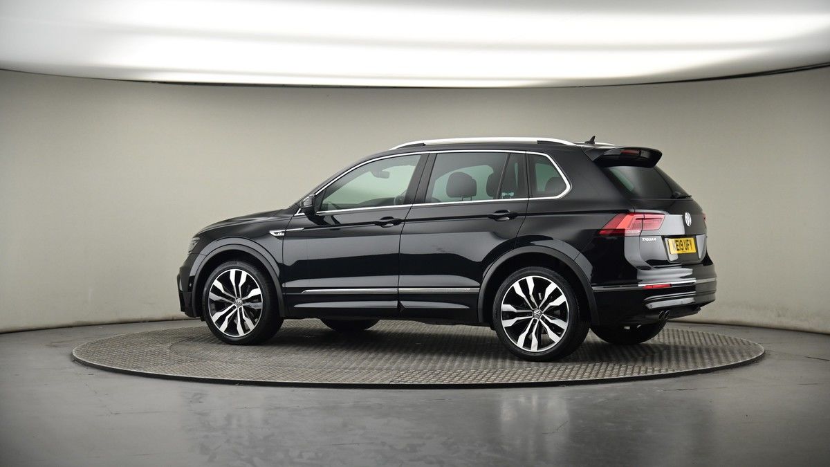 More views of Volkswagen Tiguan