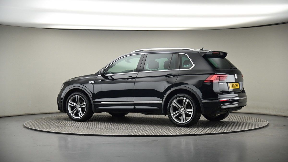 More views of Volkswagen Tiguan