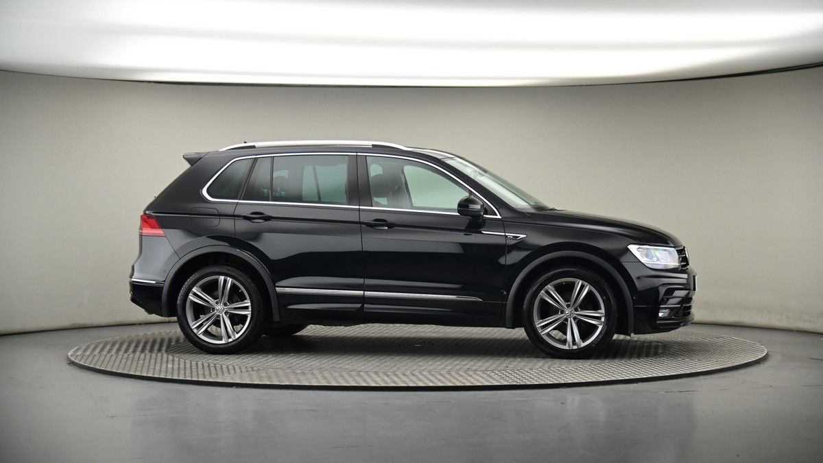 More views of Volkswagen Tiguan