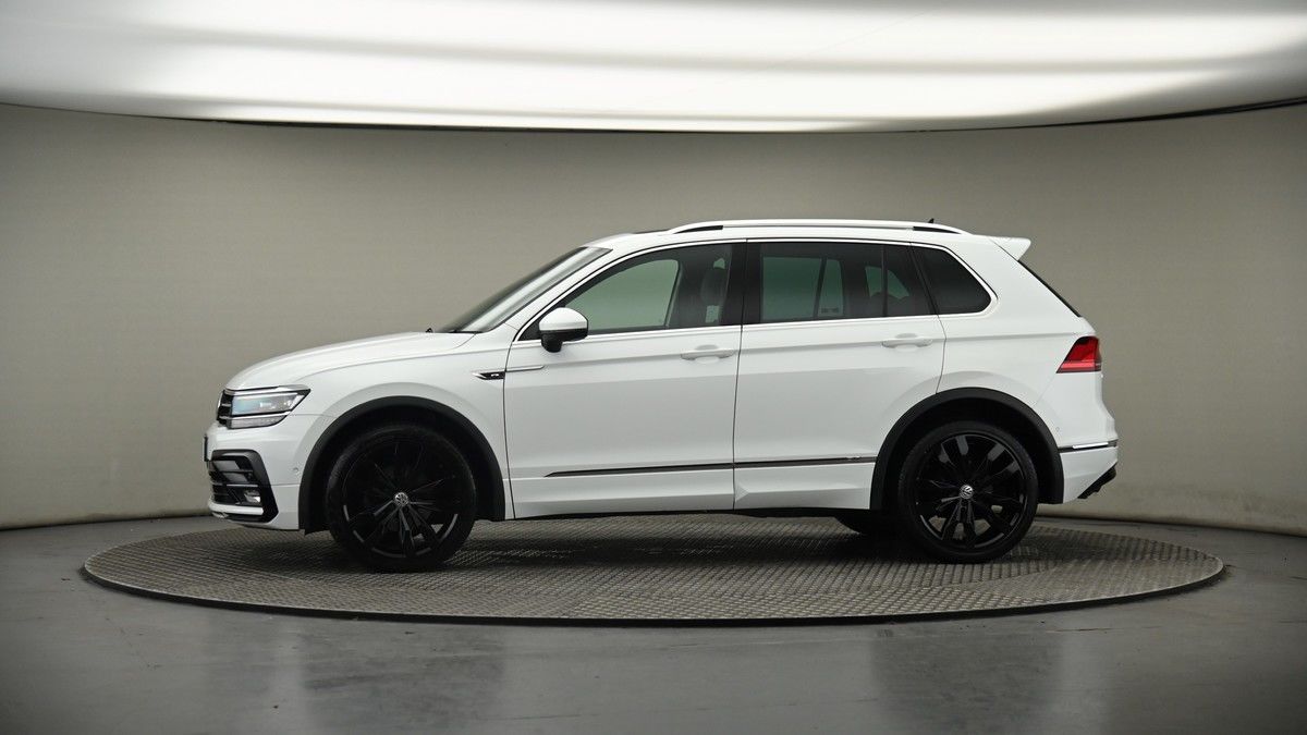 More views of Volkswagen Tiguan