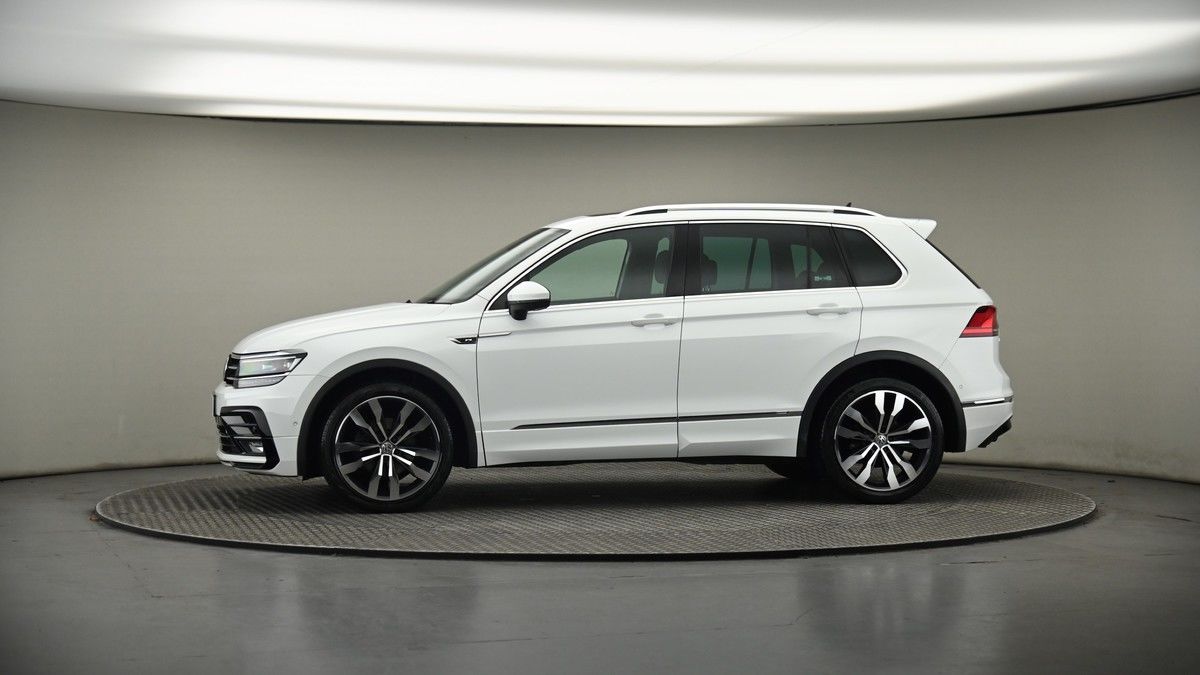 More views of Volkswagen Tiguan