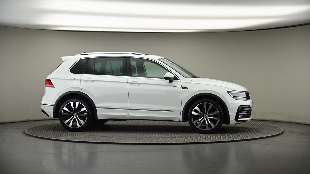 More views of Volkswagen Tiguan