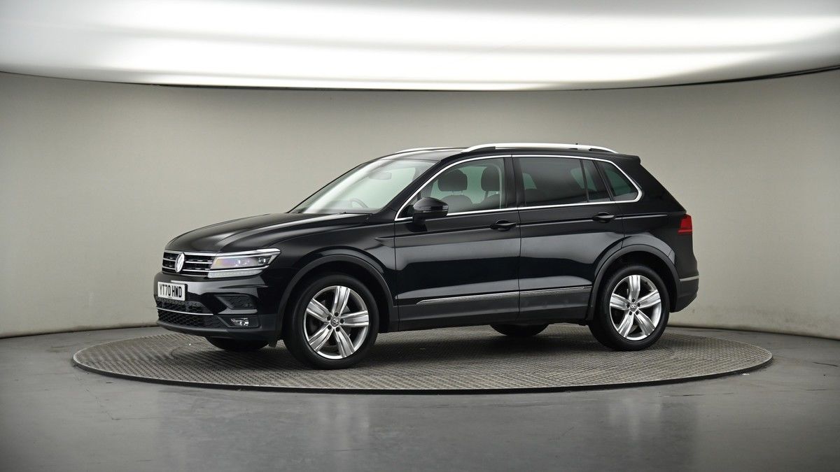 More views of Volkswagen Tiguan