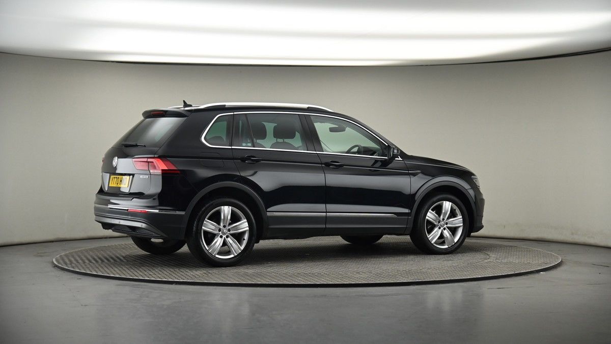 More views of Volkswagen Tiguan