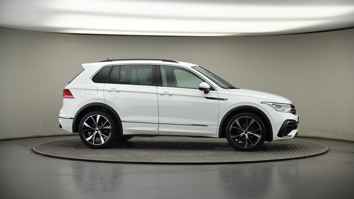 More views of Volkswagen Tiguan