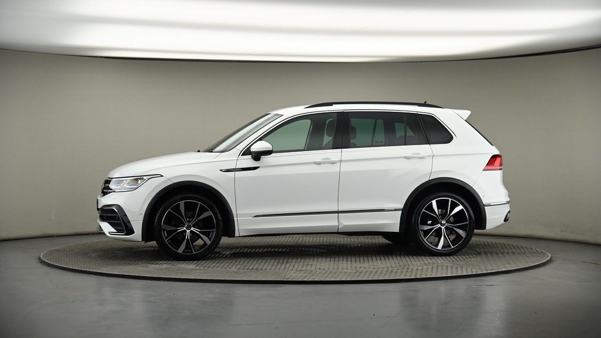 More views of Volkswagen Tiguan