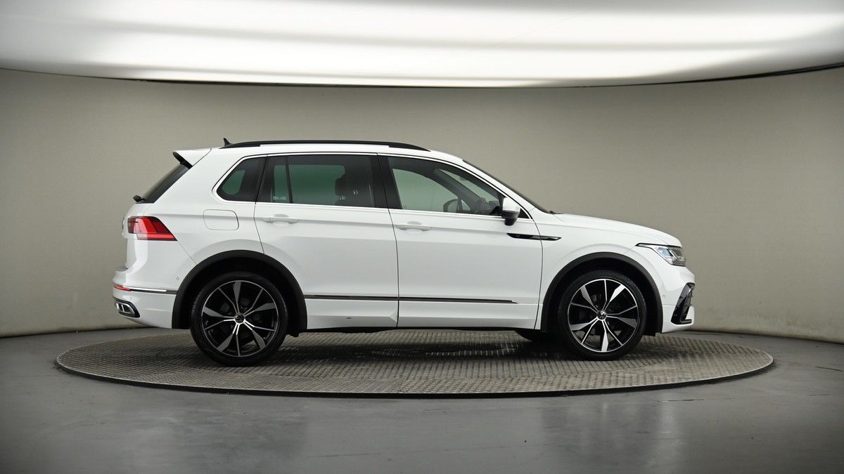 More views of Volkswagen Tiguan