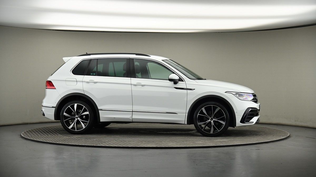 More views of Volkswagen Tiguan