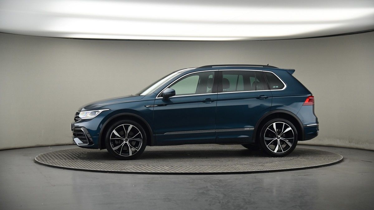 More views of Volkswagen Tiguan