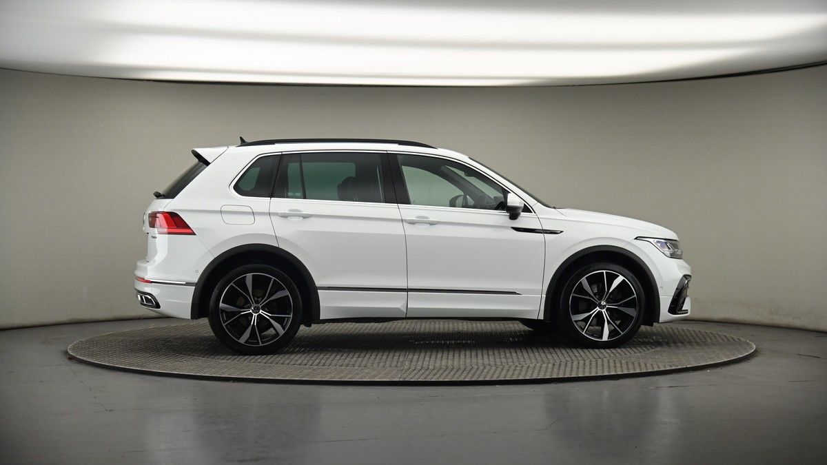 More views of Volkswagen Tiguan