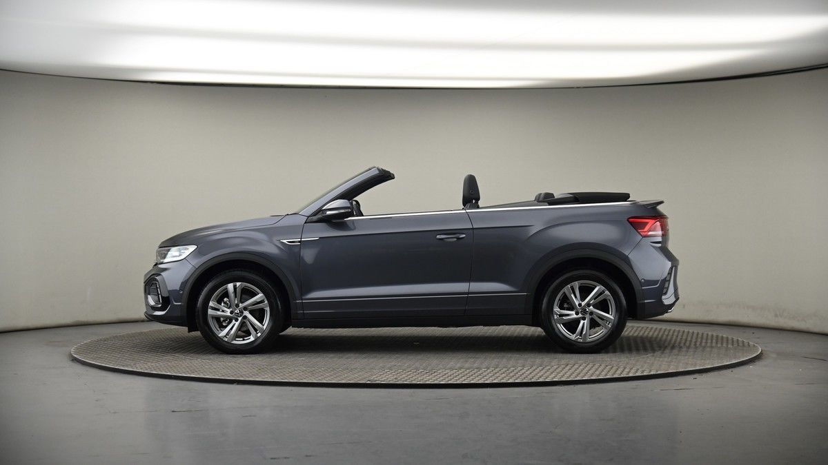 Volkswagen T-Roc Image 19