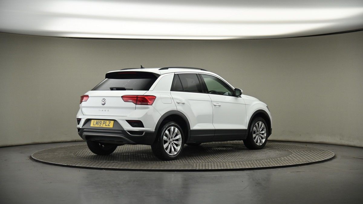 Volkswagen T-Roc Image 13