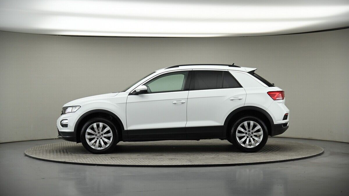 Volkswagen T-Roc Image 38