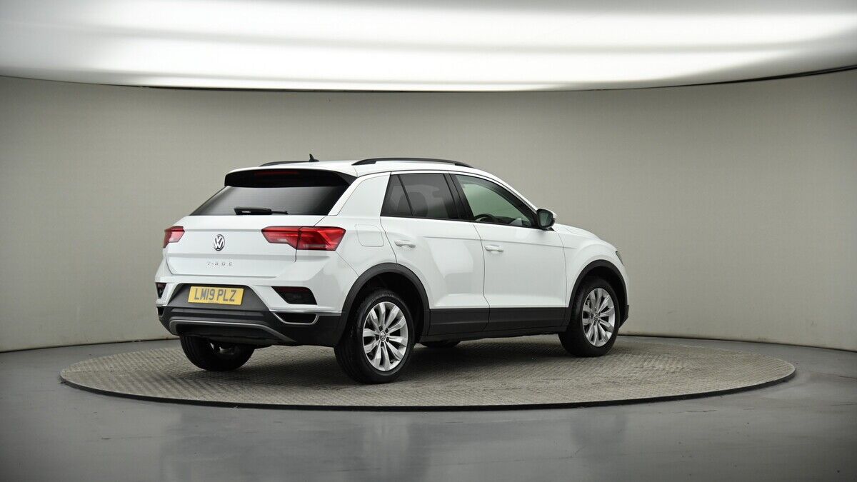 Volkswagen T-Roc Image 14