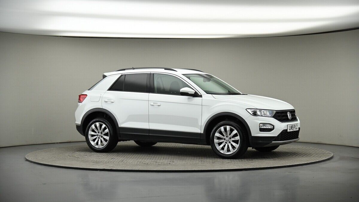 Volkswagen T-Roc Image 12