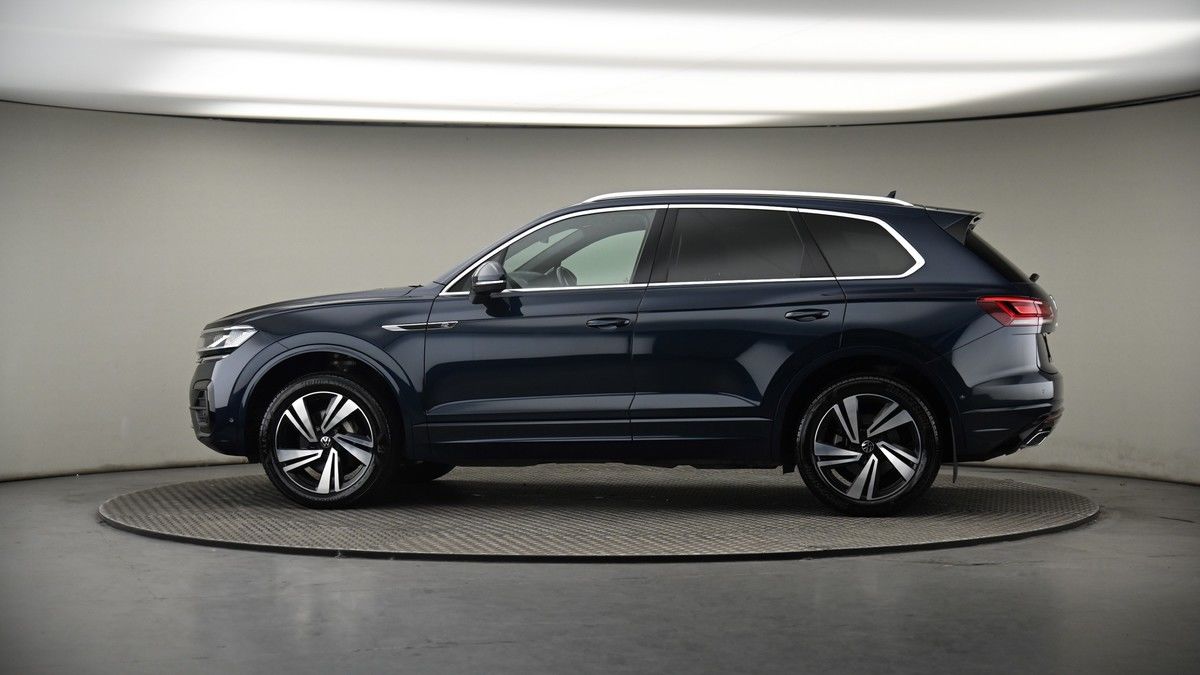 More views of Volkswagen Touareg