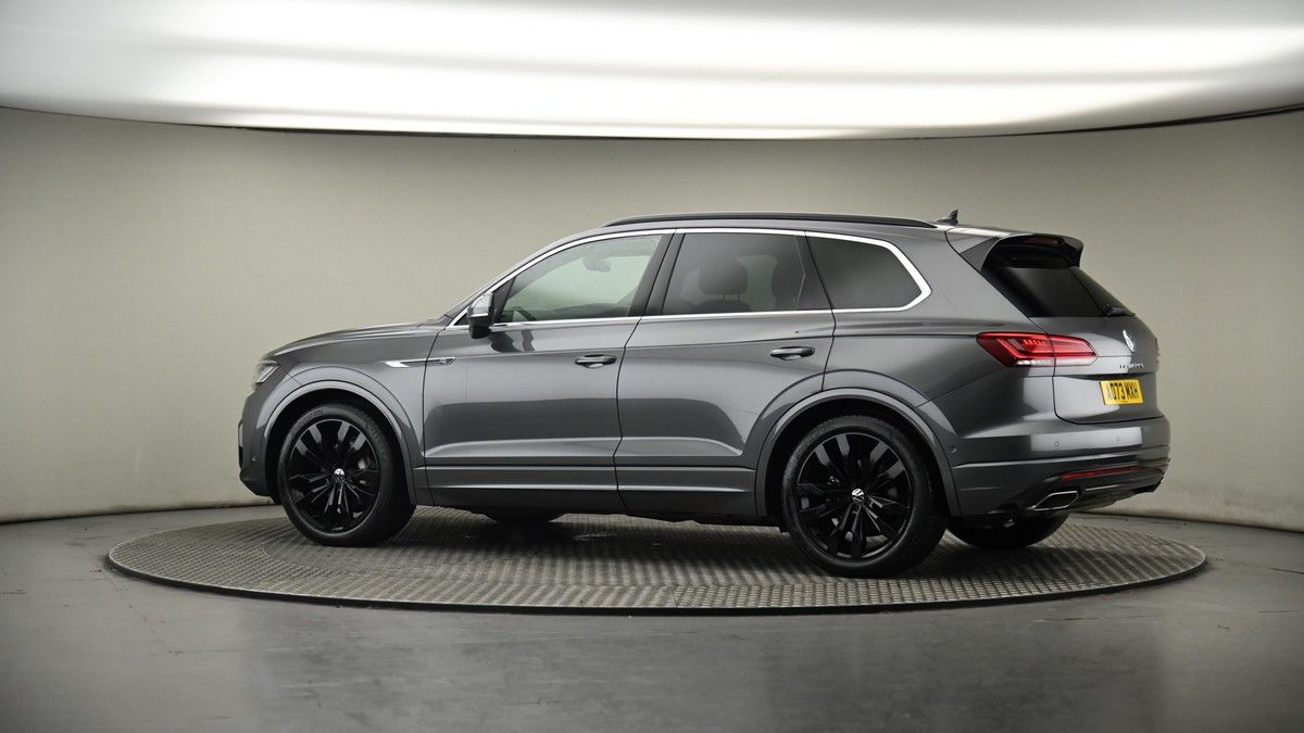 More views of Volkswagen Touareg