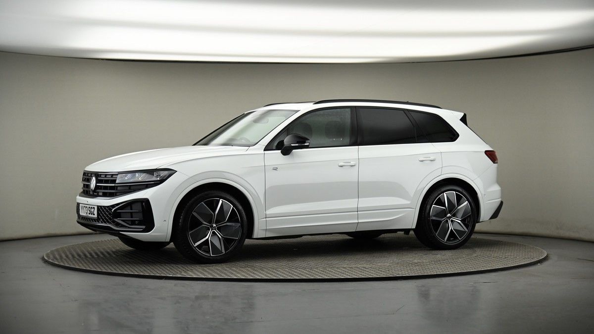 More views of Volkswagen Touareg