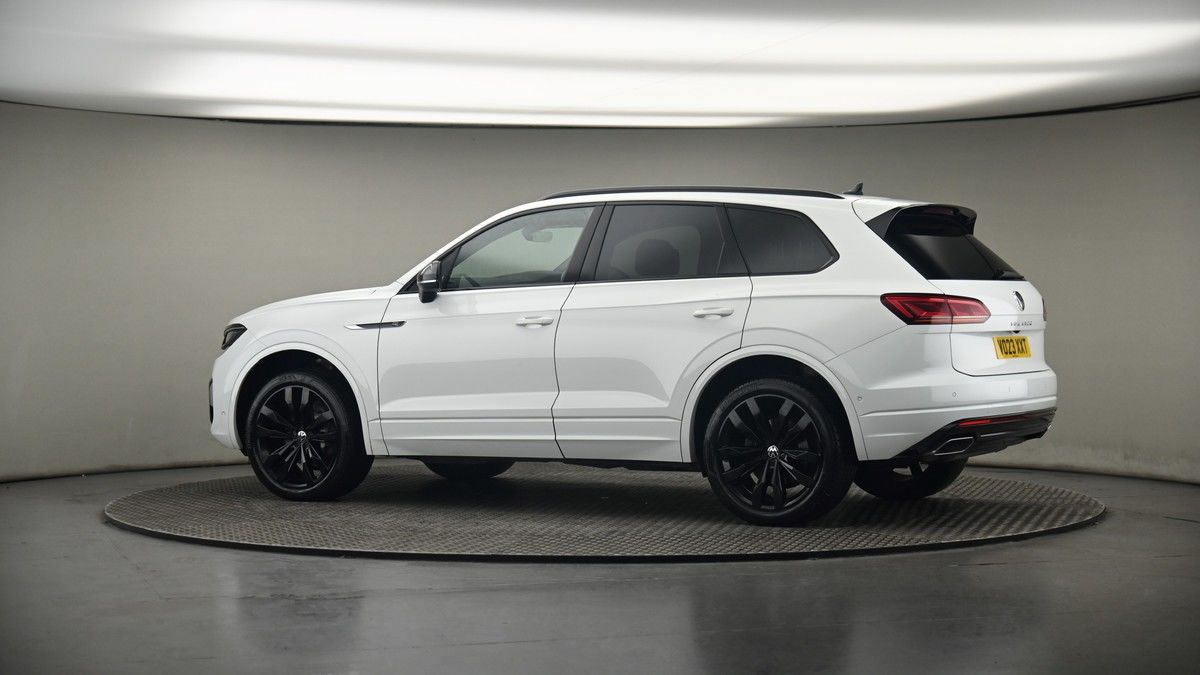 More views of Volkswagen Touareg