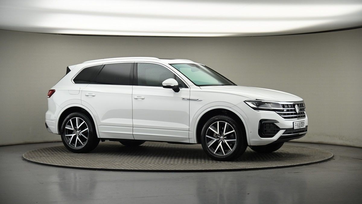 2019 Volkswagen Touareg 3.0 TDI V6 R-Line Tech Tiptronic 4Motion Euro 6 ...