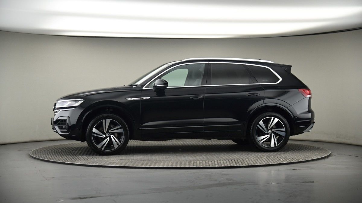 More views of Volkswagen Touareg