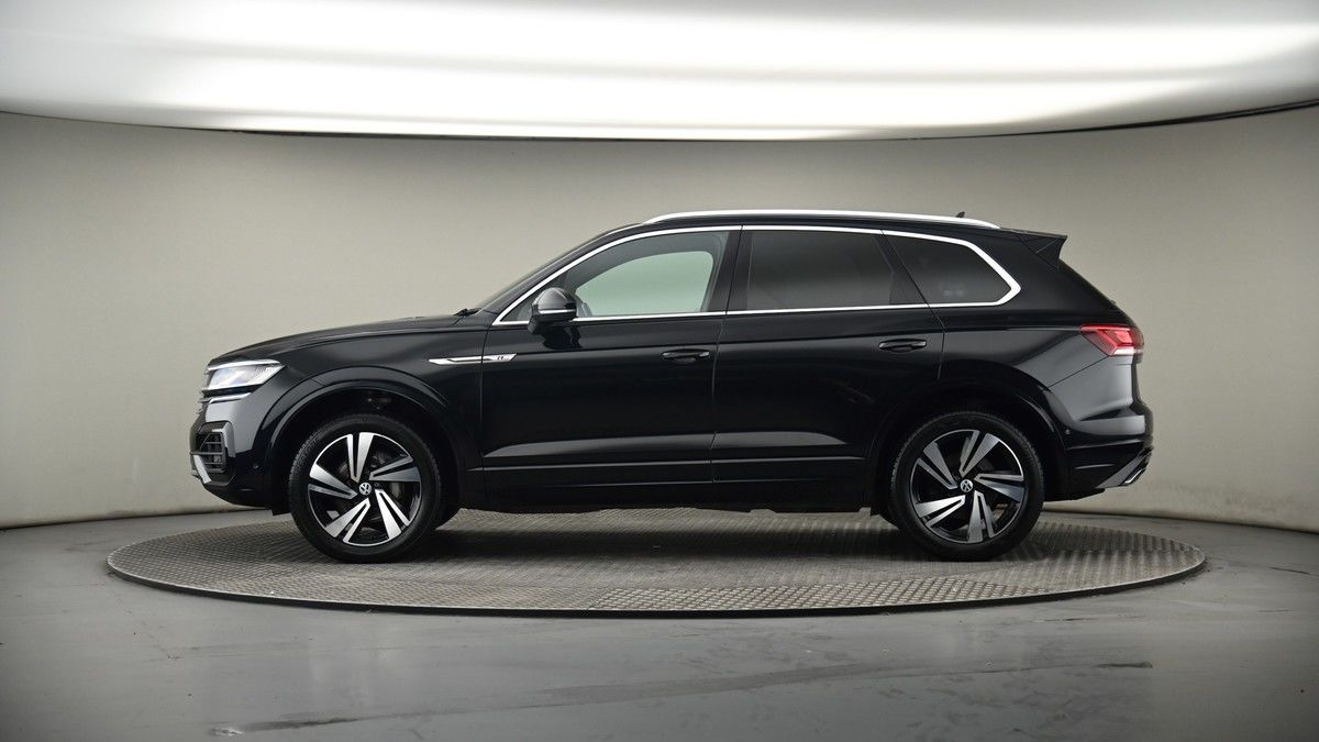 More views of Volkswagen Touareg