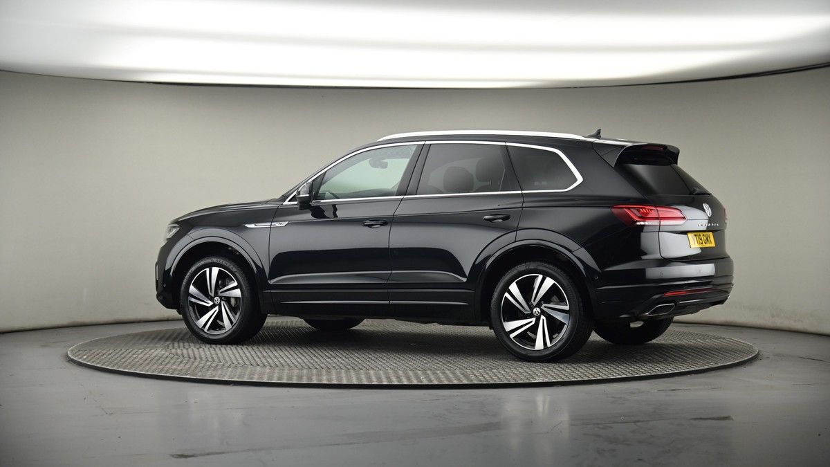 More views of Volkswagen Touareg