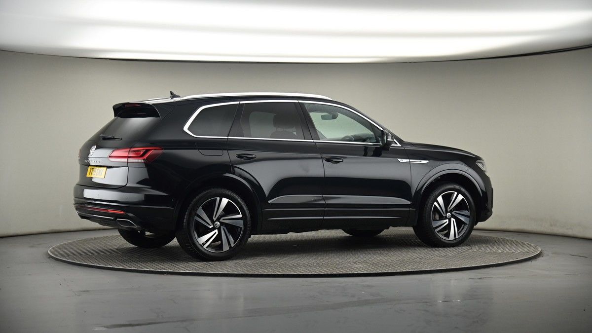 More views of Volkswagen Touareg