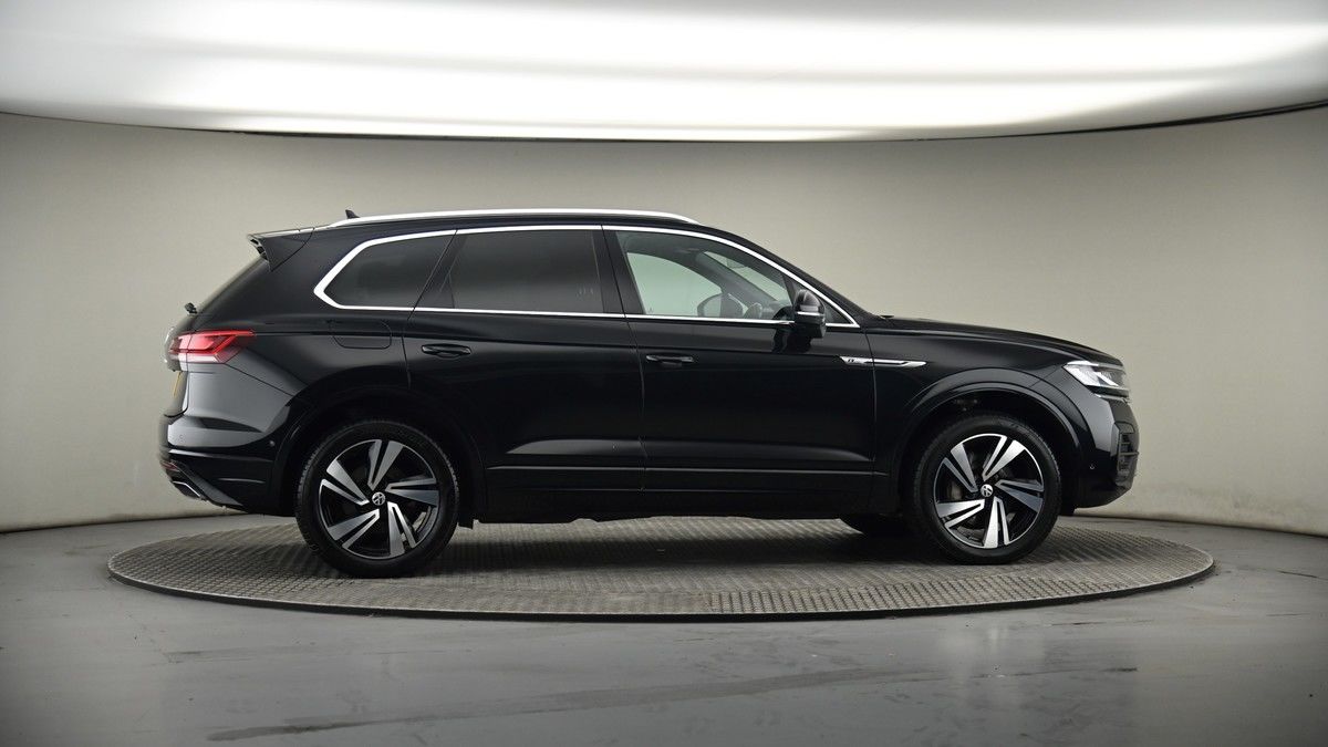 More views of Volkswagen Touareg