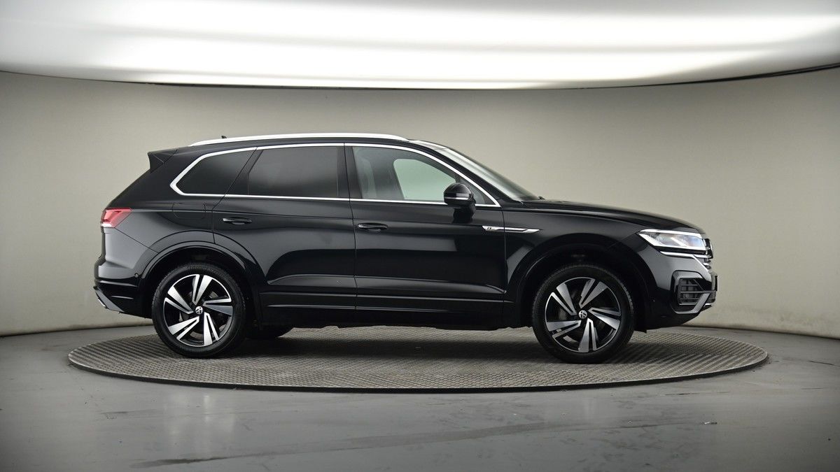 More views of Volkswagen Touareg