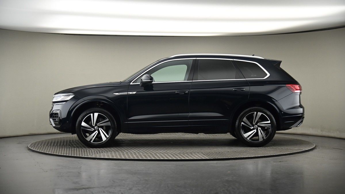 More views of Volkswagen Touareg