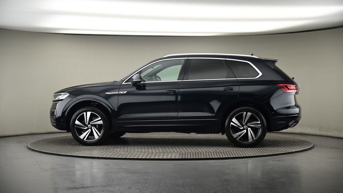 More views of Volkswagen Touareg