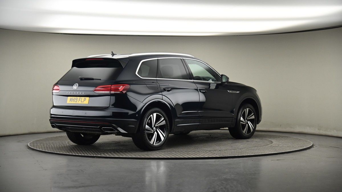 More views of Volkswagen Touareg