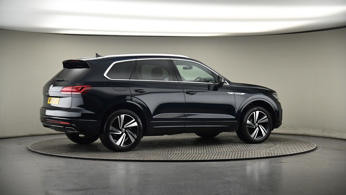 More views of Volkswagen Touareg