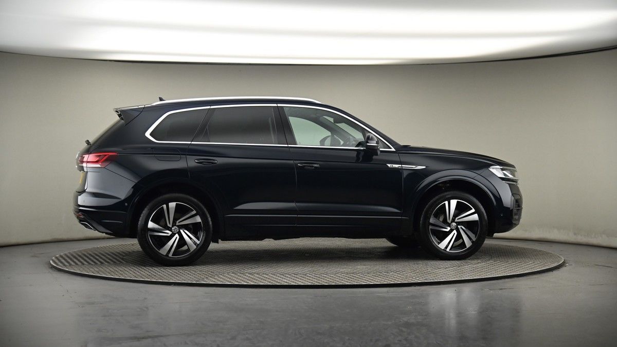 More views of Volkswagen Touareg