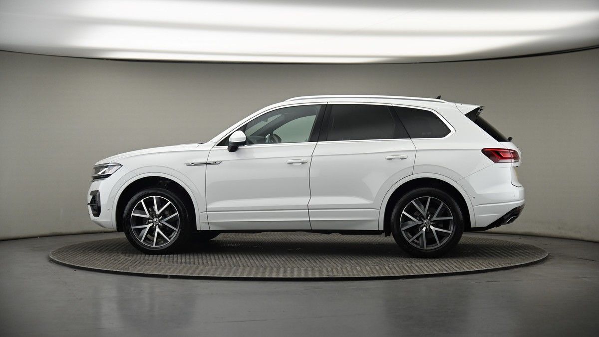 More views of Volkswagen Touareg