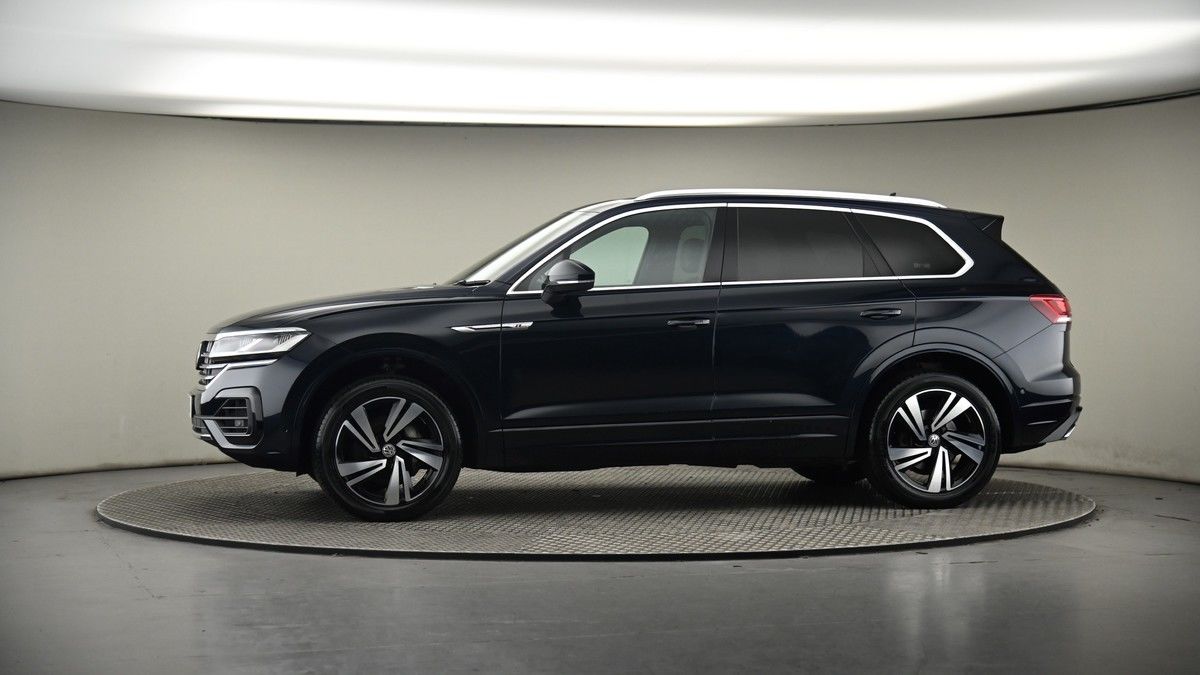 More views of Volkswagen Touareg